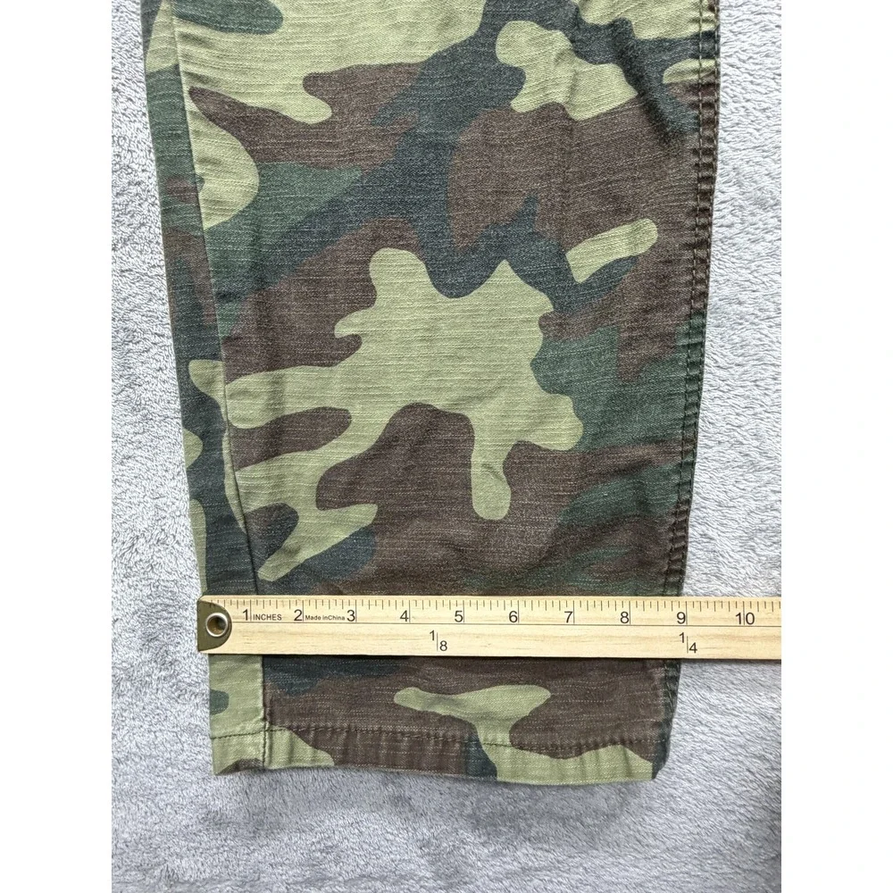 Levis 541 Pants Mens Measured 46x31 Green Camo Tapered 100% Cotton Pants Casual - Picture 2 of 8